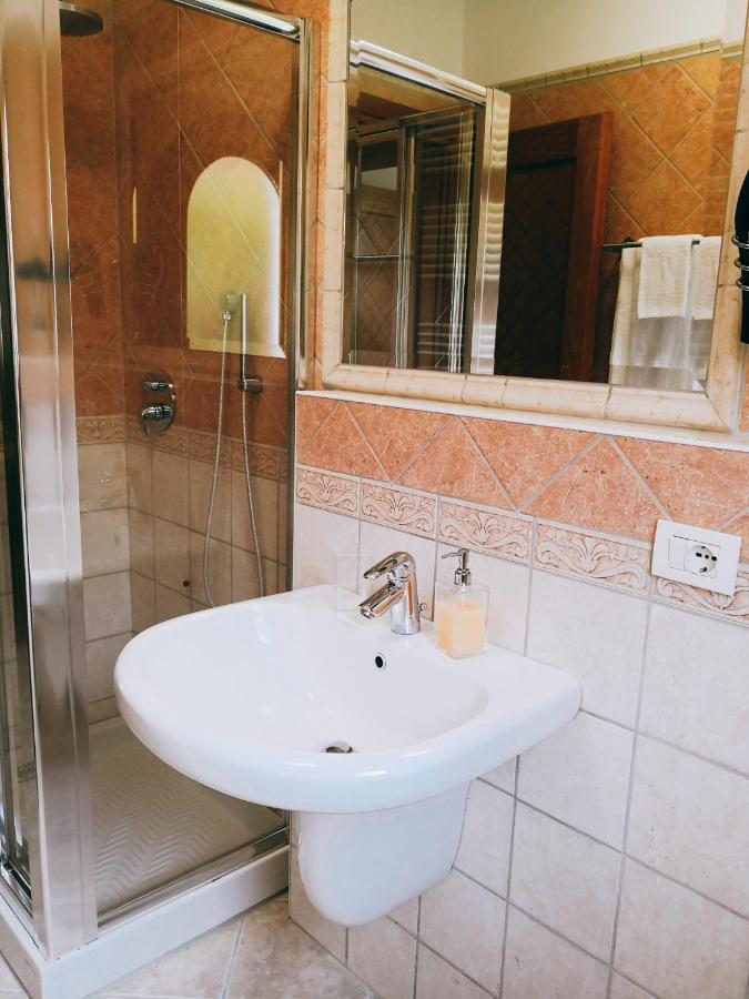 A Lu Ponti Bed and Breakfast Budoni Eksteriør billede